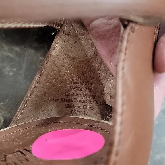 KENNETH Cole Reaction Woman's Leather Wedge Sandal 7M - Picture 8 of 10